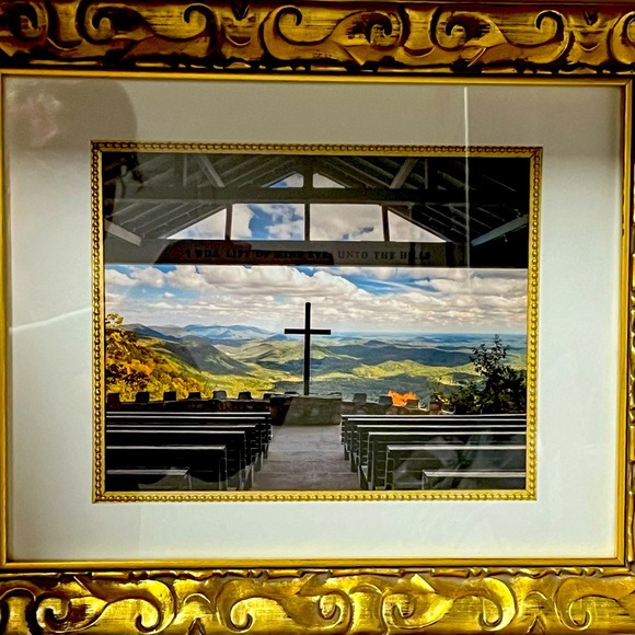 Set of 3 Professional Photos - Pretty Place Chapel (prints and gold frames) - Picture 3 of 3